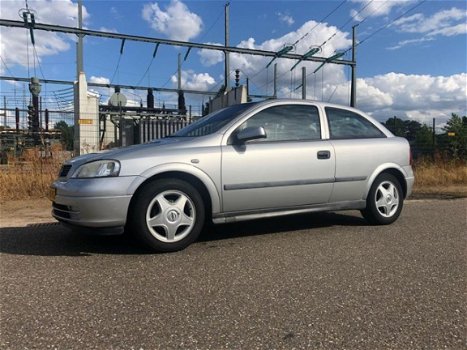 Opel Astra - 1.6 Comfort - 1