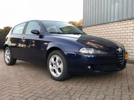 Alfa Romeo 147 - 1.6 T.Spark Progression - 1