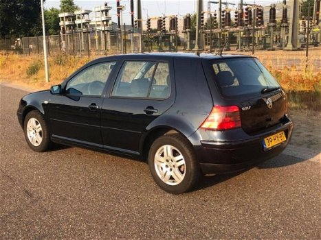 Volkswagen Golf - 2.0 Highline - 1