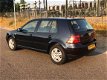 Volkswagen Golf - 2.0 Highline - 1 - Thumbnail