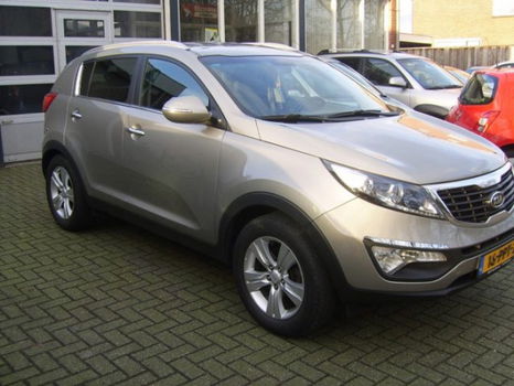 Kia Sportage - 20 EXECUTIVE PLUSPAKKET NAV. TREKHAAK. ENZ - 1