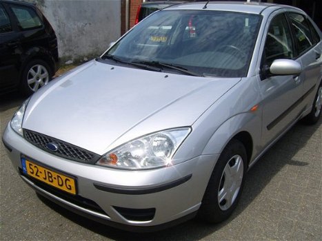 Ford Focus - 1.4-16V Cool Edition - 1