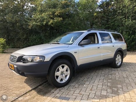 Volvo XC70 - 2.5 T Comfort Line - 1