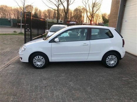 Volkswagen Polo - 1.4-16V Optive - 1