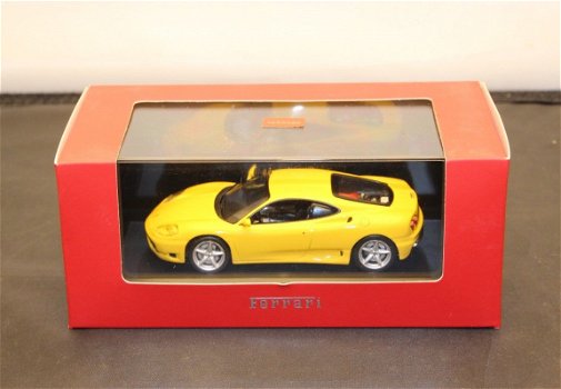 1:43 Ixo FER017 Ferrari 360 Modena 1999 geel - 2