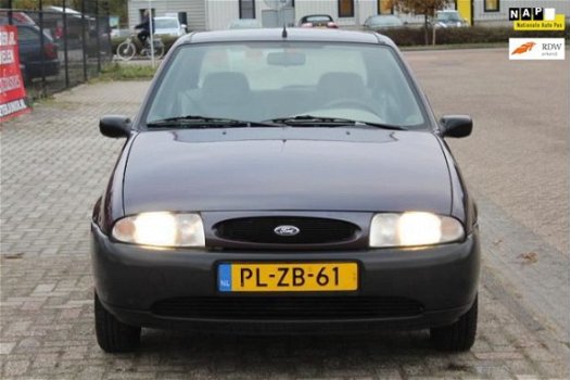 Ford Fiesta - 1.3 Studio Peter Mulder JR Emmer-Compascuum - 1