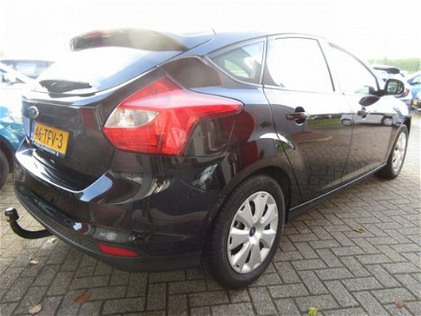 Ford Focus - 1.6 TI-VCT CHAMPION| 5-deurs| | AIRCO | CRUISE CONTROL | VOORRUITVERW. | TREKHAAK | BOV - 1