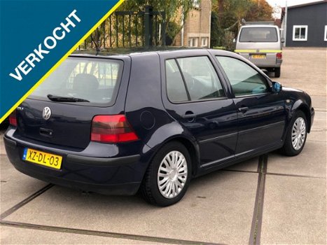 Volkswagen Golf - 1.6 Comfortline* Nieuwe APK*5 deurs*Elek.ramen - 1