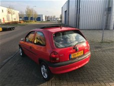 Opel Corsa - 1.4i-16V Sport