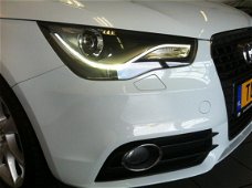 Audi A1 Sportback - 1.6 TDI LED XENON NAVI CLIMA MOOI