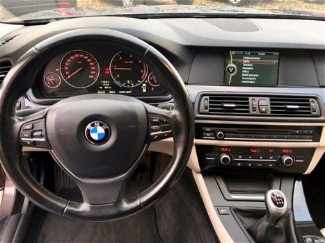 BMW 5-serie Touring - 520d Executive NAVI/CLIMATECONTROL/CRUISECONTROL/TELEFOONVOORBEREIDING - 1
