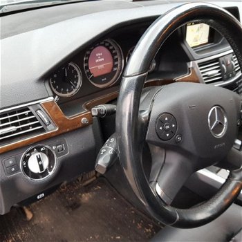 Mercedes-Benz E-klasse - E 220 CDI BlueEFFICIENCY Elegance - 1