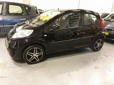 Peugeot 107 - 1, 0-AIRCO/Elektra pakket/Nw Apk/Garantie