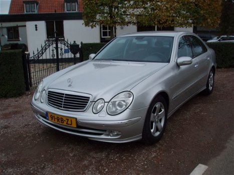 Mercedes-Benz E-klasse - 200 CDI Avantgarde *NIEUWSTAAT*73.000 org.km.*HOLLANDSE AUTO - 1