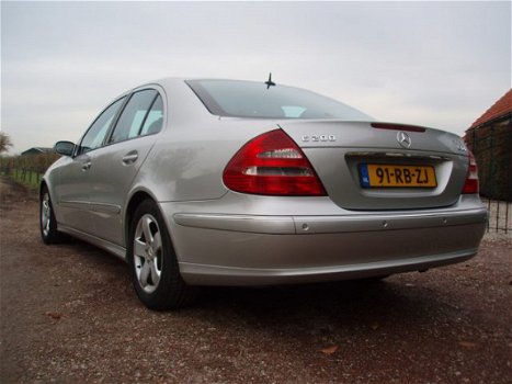 Mercedes-Benz E-klasse - 200 CDI Avantgarde *NIEUWSTAAT*73.000 org.km.*HOLLANDSE AUTO - 1