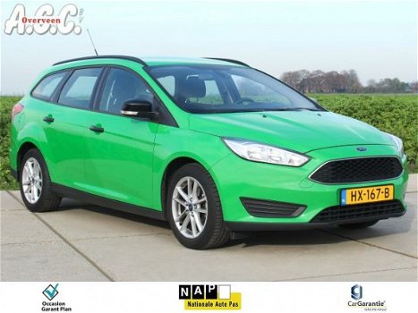 Ford Focus - 1.5 TDCi Trekhaak PDC Airco Navi Cr.Contr - 1