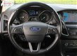 Ford Focus - 1.5 TDCi Trekhaak PDC Airco Navi Cr.Contr - 1 - Thumbnail