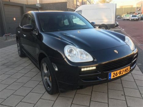 Porsche Cayenne - 4.5 S - 1