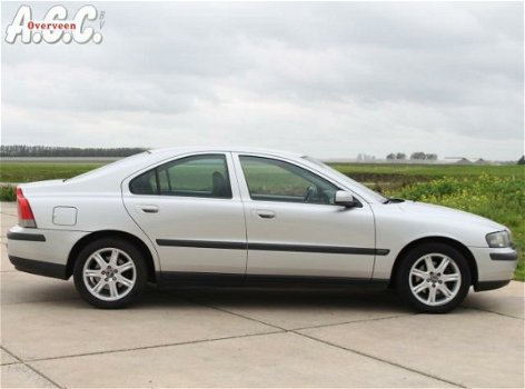 Volvo S60 - 2.4 D5 163pk Leer ECC Trekhaak PDC - 1