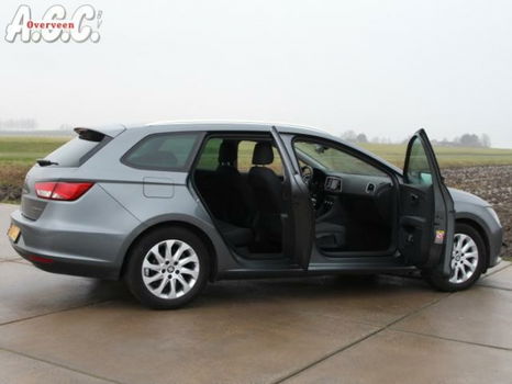 Seat Leon - 1.6 TDi Ecomotive Comfort ECC Navi PDC v+a - 1