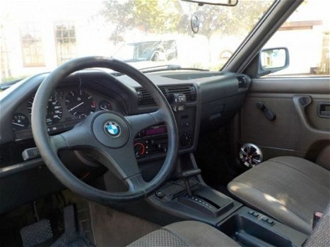 BMW 3-serie - 325e sedan Automaat - 1