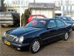 Mercedes-Benz E-klasse - 220 CDI Elegance Select 2001 Automaat Clima NAP Trekhaak - 1 - Thumbnail