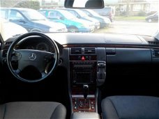 Mercedes-Benz E-klasse - 220 CDI Elegance Select 2001 Automaat Clima NAP Trekhaak
