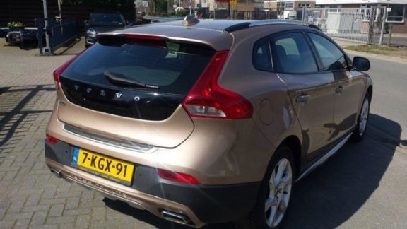 Volvo V40 Cross Country - 1.6 D2 Summum leer - 1