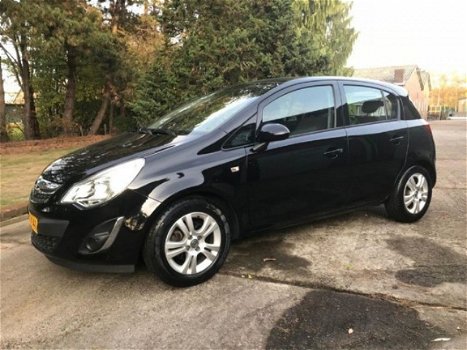 Opel Corsa - 1.2 Connect Edition, Airco, LM, Boekjes, Zeer nette auto - 1