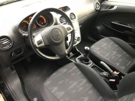 Opel Corsa - 1.2 Connect Edition, Airco, LM, Boekjes, Zeer nette auto - 1