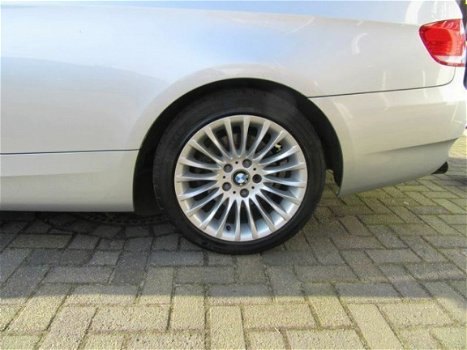 BMW 3-serie Coupé - 325i High Executive, Navigatie prof, 17 inch. L.M.Velgen, Climate control, Cruis - 1