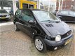 Renault Twingo - 1.2 Privilège C.P.V. Mistlampen Radio sat. Elektrische ramen Stuurberkrachtiging - 1 - Thumbnail