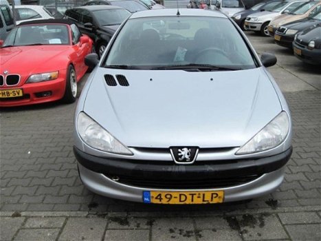 Peugeot 206 - 1.4 XR - 1