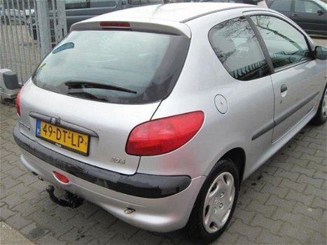 Peugeot 206 - 1.4 XR - 1