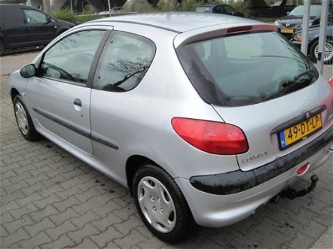 Peugeot 206 - 1.4 XR - 1