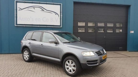 Volkswagen Touareg - 3.2 V6 Automaat Luchtvering Leder Clima Navi Xenon Pdc Afn trekhaak NAP - 1