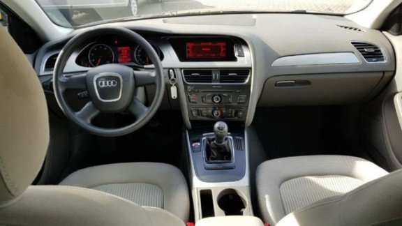 Audi A4 - 1.8 TFSI 2010 Clima Xenon Cruise Led verlichting 6-vers nw set 19