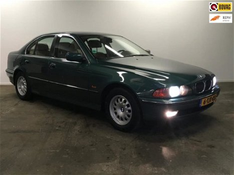 BMW 5-serie - 535i Executive V8 / Youngtimer / Tax. rapport - 1