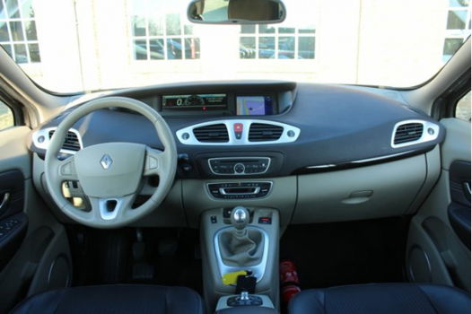 Renault Scénic - 1.5 DCI DYNAMIQUE 2009 155.935 km Navi, 1/2 Leder, Clima, PDC, LMV, Cruise - 1