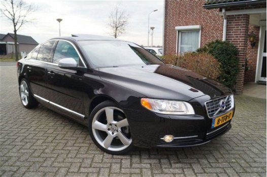 Volvo S80 - D2 Summum Autom Xenon Navi Schkdak - 1