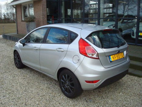 Ford Fiesta - 1.5 TDCi 5 deurs navi pdc AIRCO - 1