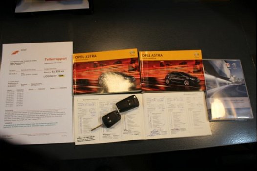 Opel Astra Sports Tourer - 1.4 Turbo Sport airco, climate control, cruise control, navigatie, elektr - 1