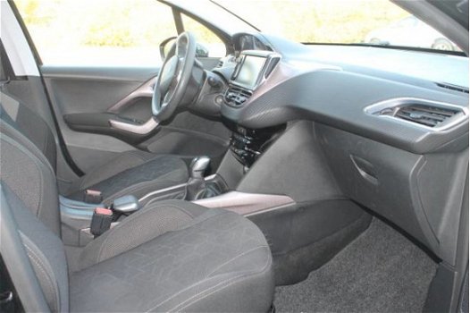 Peugeot 2008 - 1.2 VTI 82PK Style Nav - 1