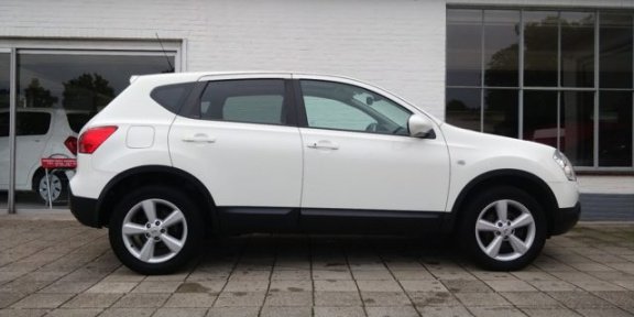 Nissan Qashqai - 2.0 Acenta Glass Xenon bruin leer - 1