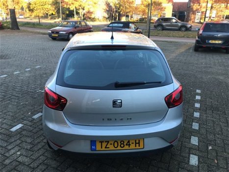 Seat Ibiza - 1.2 Style Zeer nette en goed onderhouden STYLE, METALLIC, AIRCO, PDC ACHTER - 1