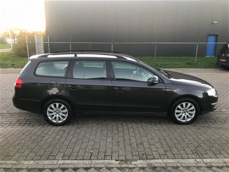 Volkswagen Passat Variant - 1.9 TDI 105pk | Bruin | bj 2006 - 1