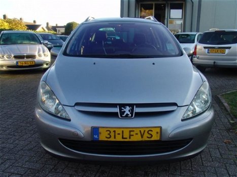 Peugeot 307 SW - 1.6 16V Airco Trekhaak Panoramadak 29-11-19 apk - 1