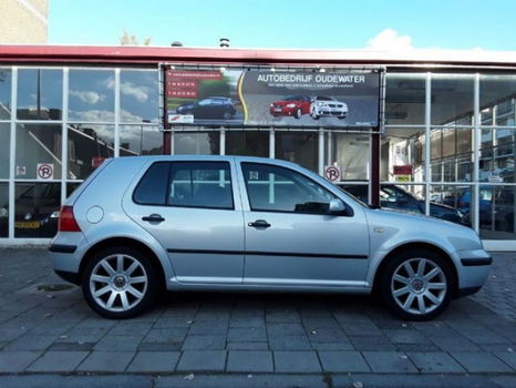 Volkswagen Golf - 1.4 16v - AIRCO - 1