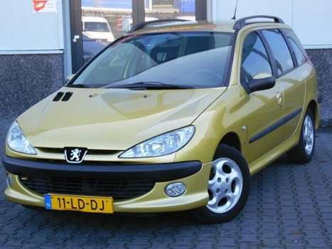 Peugeot 206 SW - 1.4 XS KEURIG APK 09-2019 (bj2002) - 1