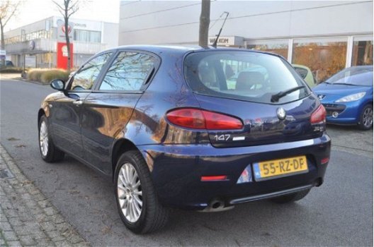 Alfa Romeo 147 - 1.9 JTD 16V 150PK 6-BAK, 5-DEURS/CLIMA VELE OPTIES - 1